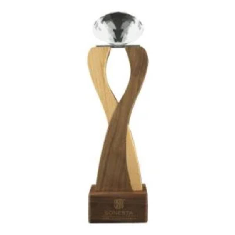 Wooden-Trophy_resized